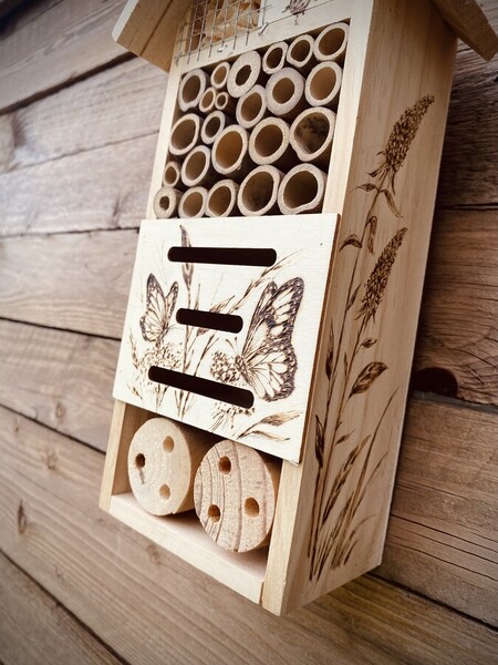 H&ocirc;tel &agrave; Insectes 2024 *vendu*